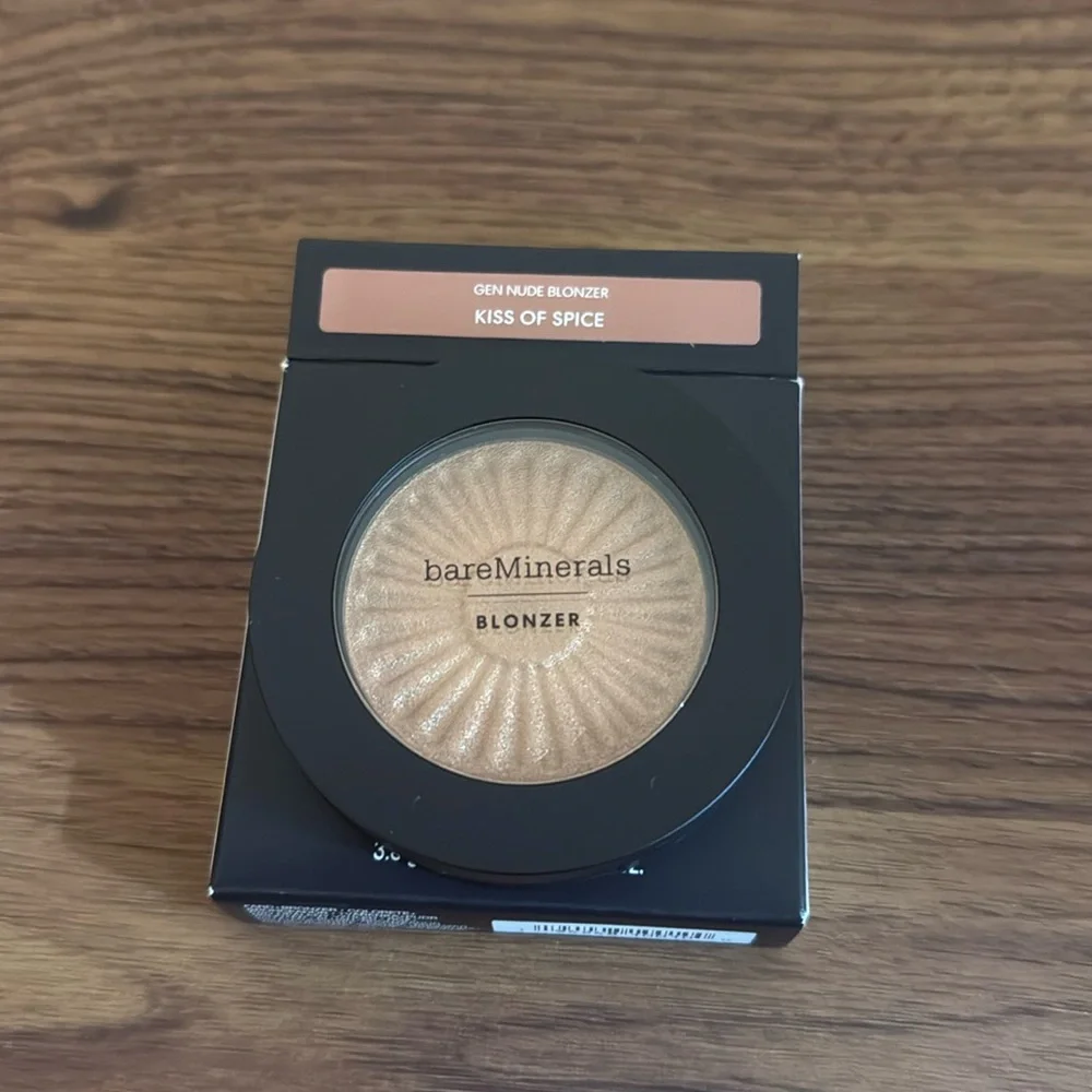 bareMinerals Gen Nude Blonzer Blush + Bronzer in KISS of Spice - Picture 4 of 14